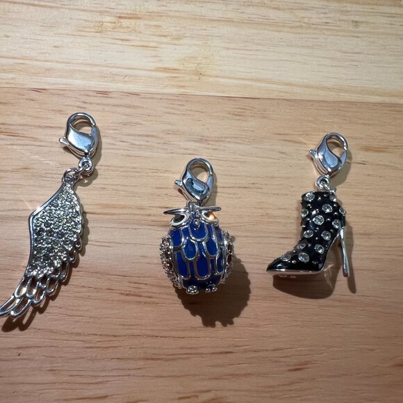 Authentic Swarovski Never Worn Pandora Charm Bracelet - Picture 7 of 15